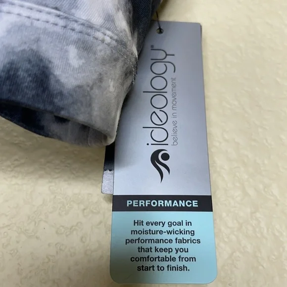 Ideology X Small Sports Bra - Picture 4 of 7